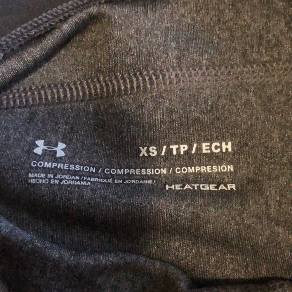 Under Armour, heatgear compression leggings, XS - Picture 3 of 5